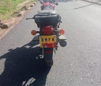 tvs-hlx-150-motorcycle-small-3