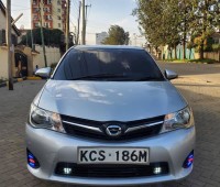 toyota-fielder-small-2