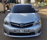 toyota-fielder-small-7