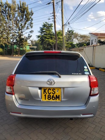 toyota-fielder-big-6