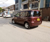 toyota-sienta-small-1