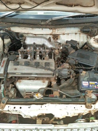 toyota-corolla-96-big-4