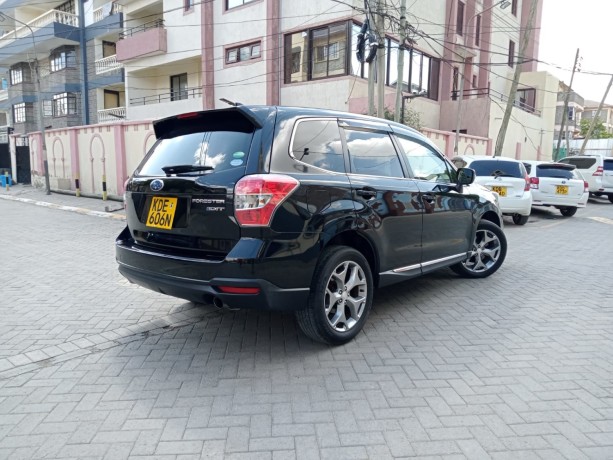 subaru-forester-big-1