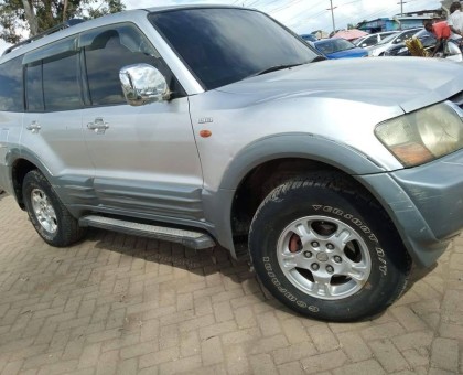 Mitsubishi pajero