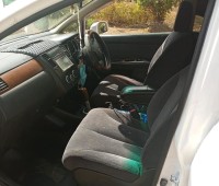 nissan-tiida-small-3