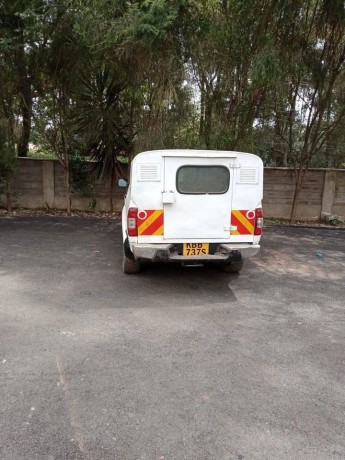 isuzu-double-cab-big-3