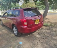 toyota-fielder-small-1