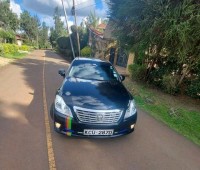 toyota-crown-small-0