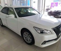 toyota-crown-small-1