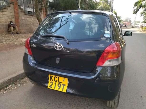toyota-vitz-big-1