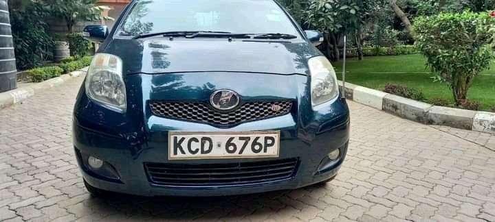 toyota-vitz-big-5