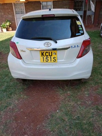 toyota-vitz-big-4