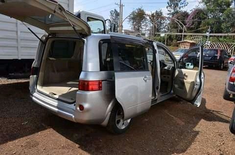 nissan-lafesta-big-2