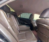 toyota-crown-small-1