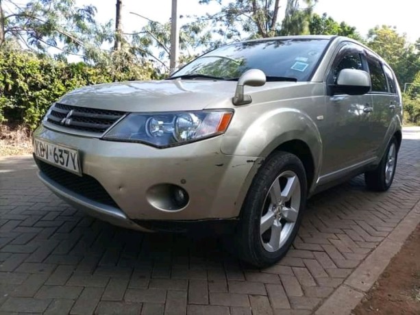 mistubishi-outlander-big-2