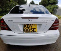mercedes-benz-c200-small-4