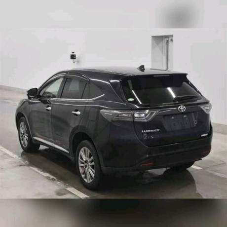 toyota-harrier-big-2