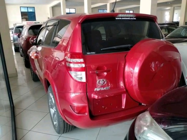 toyota-rav4-big-2