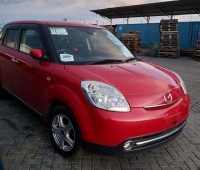 mazda-verisa-small-3