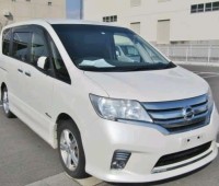 toyota-spade-small-0