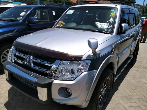 mistubishi-pajero-big-1