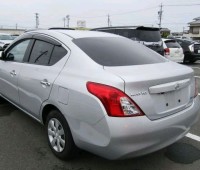 nissan-latio-small-4