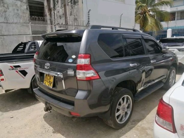 toyota-prado-big-2