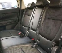 mitsubishi-outlander-small-1