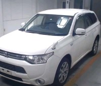 mitsubishi-outlander-small-0