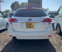 subaru-legacy-small-1