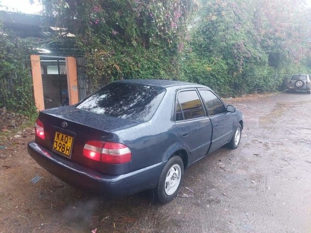 toyota-corolla-110-big-0