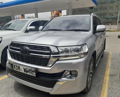 Toyota,land cruiser v8