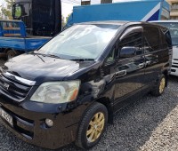 2006-toyota-noah-for-sale-small-2