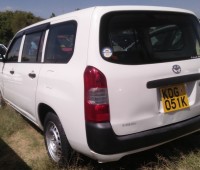 toyota-probox-small-3