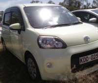 toyota-porte-small-0