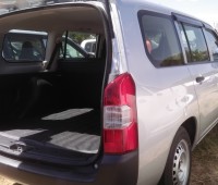 toyota-probox-small-3