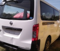 nissan-caravan-small-0