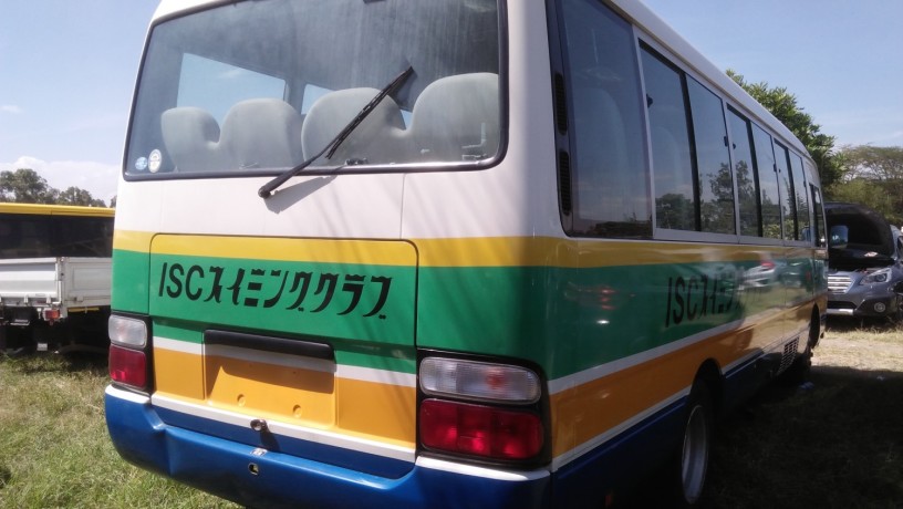 toyota-coaster-big-4