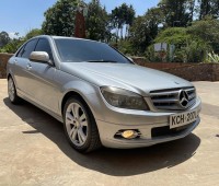 mercedez-benz-c200-kompressor-small-2