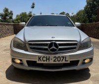mercedez-benz-c200-kompressor-small-0