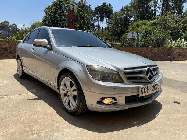 mercedez-benz-c200-kompressor-big-2