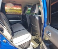 nissan-xtrail-small-2