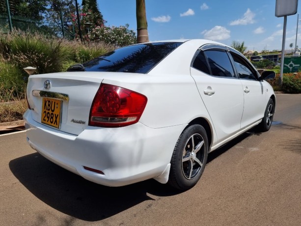 toyota-allion-big-1