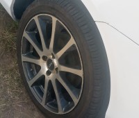 toyota-fielder-small-5