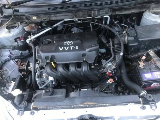 toyota-fielder-big-4