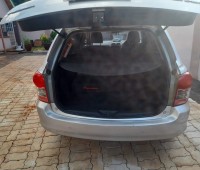 toyota-fielder-small-4