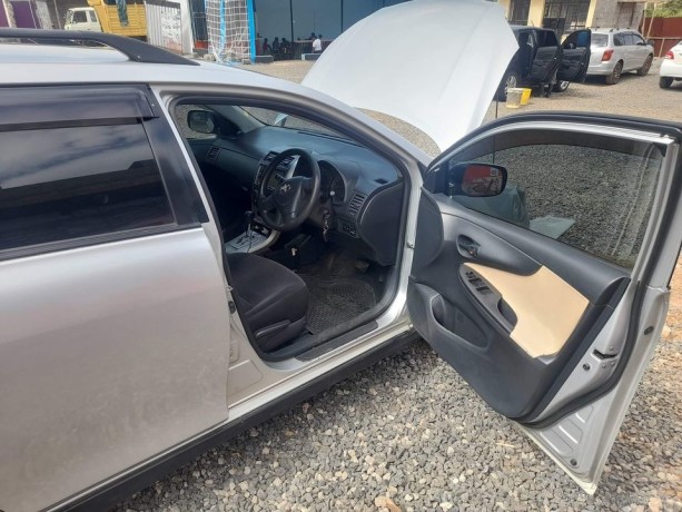 toyota-fielder-big-6