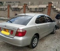 toyota-premio-small-3