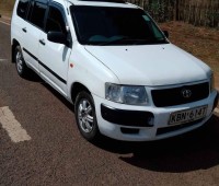 toyota-succeed-small-8