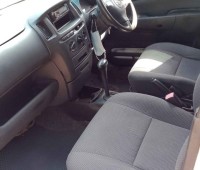 toyota-succeed-small-4